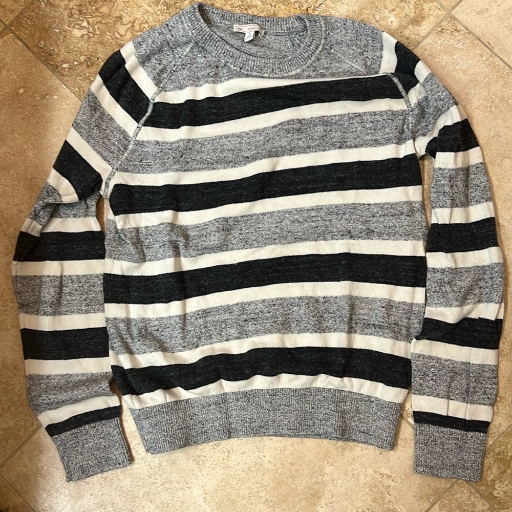 Gap Men’s striped sweater size small